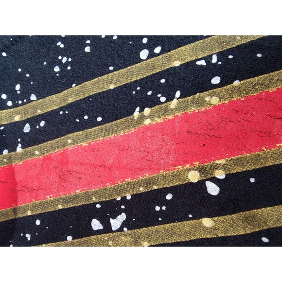 NBA Chicago Bulls Long Sleeve Shirt Youth XL (14) Black Red Splatter NBA Graphic - Picture 4 of 8